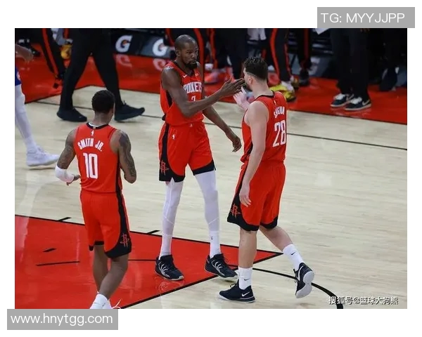 火箭队与雷霆队精彩对决即将开启快来观看qq直播不容错过的篮球盛宴 火箭队与雷霆队精彩对决即将开启快来观看qq直播不容错过的篮球盛宴